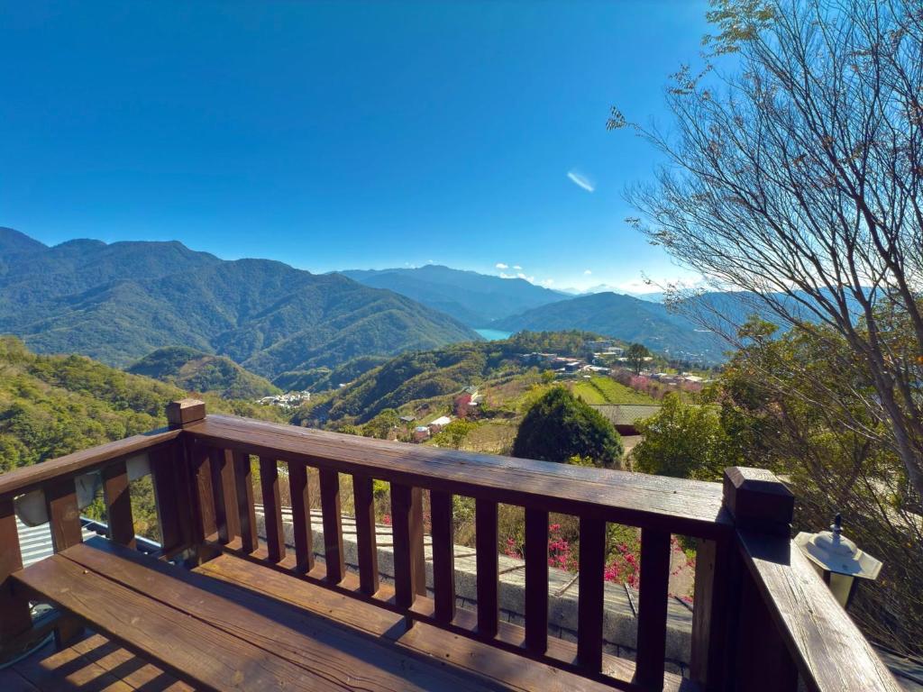 梨山景觀民宿評價、特色體驗、房價資訊、訂房連結 – 山景美景與親切主人 - 照片 13
