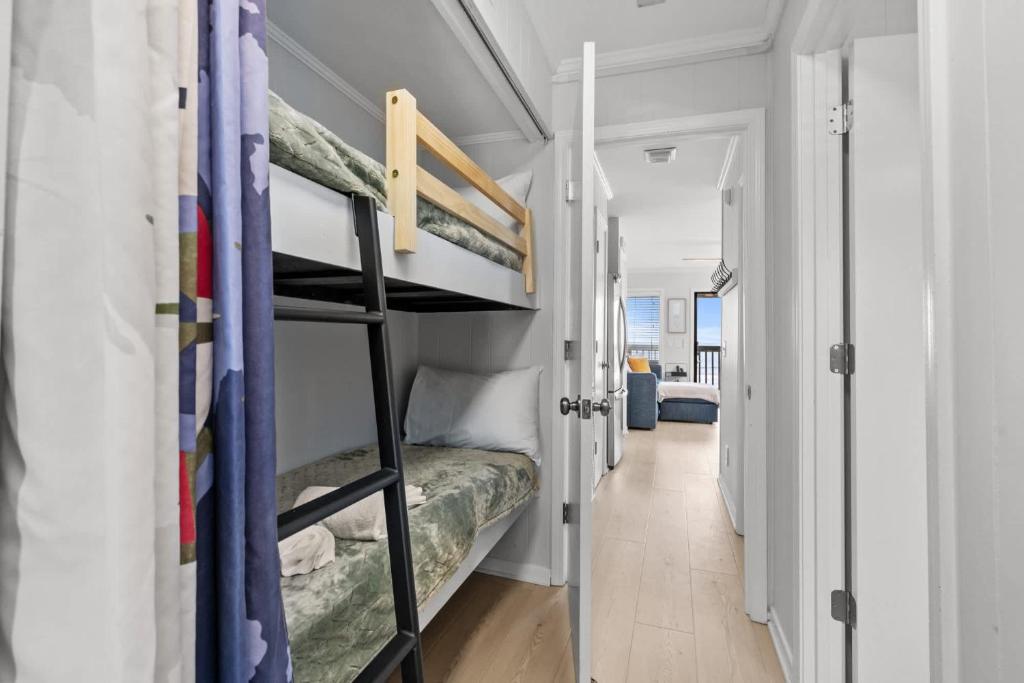 Sea Cabin 118 - Oceanfront客房内的一张或多张床位