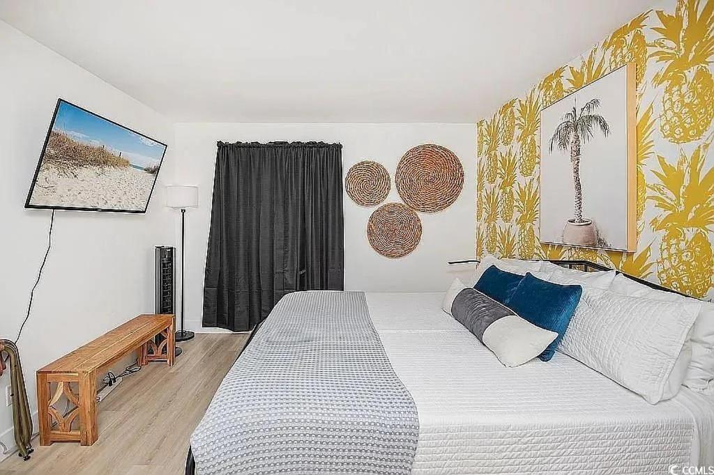 Coastal Comfort Your Perfect Beachfront Getaway客房内的一张或多张床位