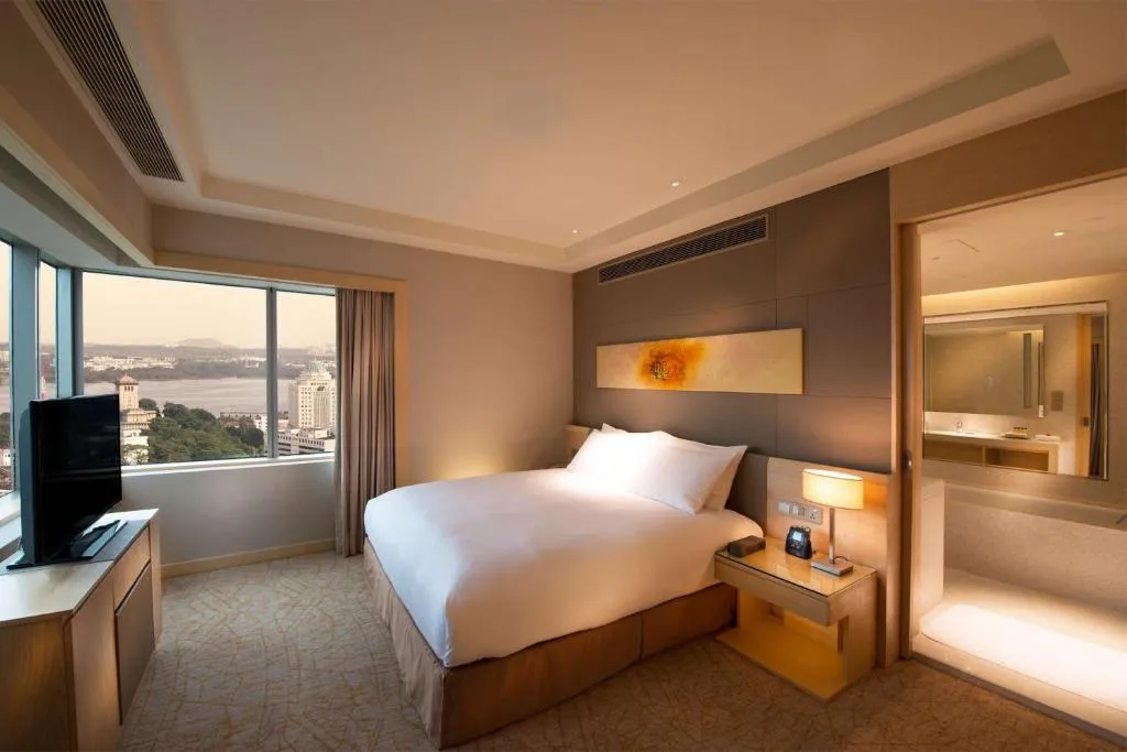 DoubleTree by Hilton Johor Bahru，位于新山的酒店