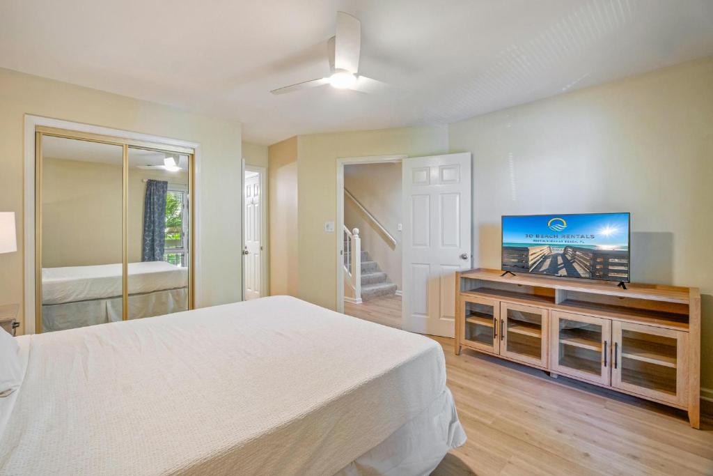 Seascape Boardwalk Villa 277客房内的一张或多张床位