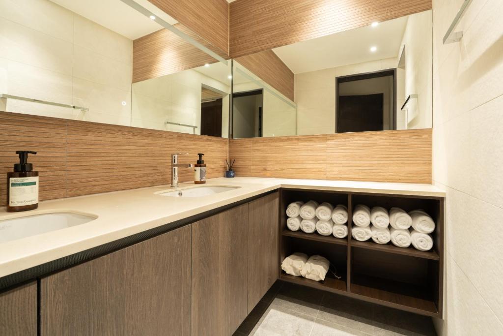 Boro Hanok Hostel in Myeongdong的一间浴室