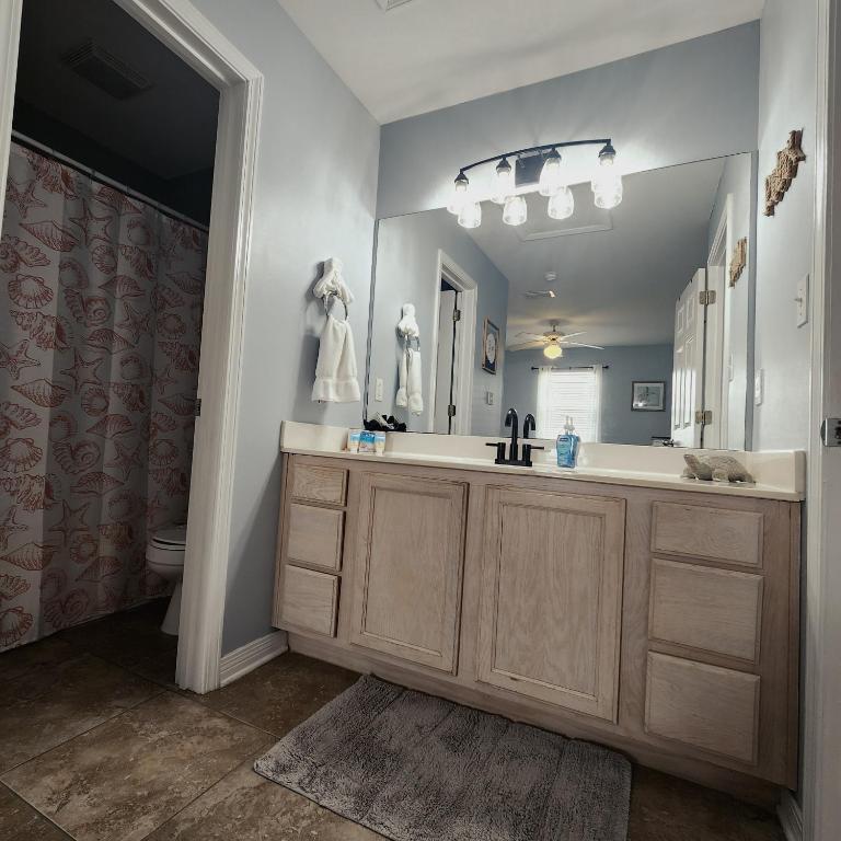 Condo in Gulf Shores King Suite平面图