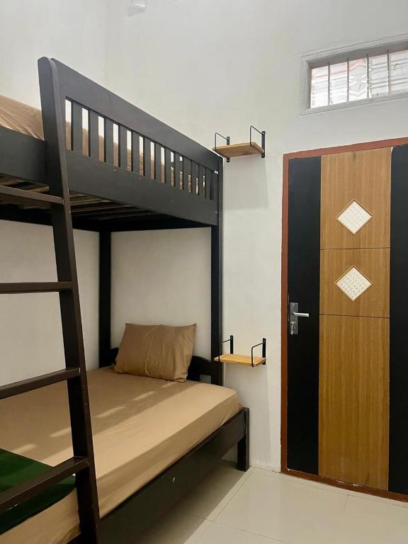 Zzz Hostel Malang客房内的一张或多张床位