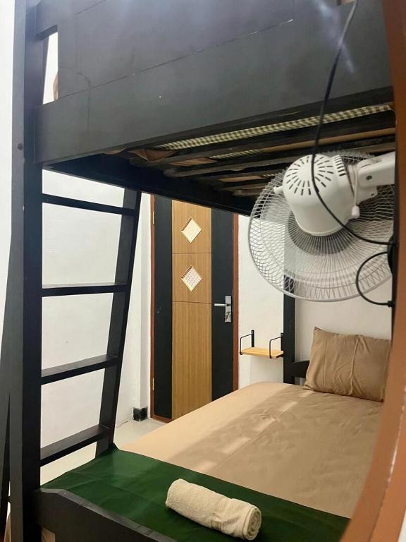 Zzz Hostel Malang客房内的一张或多张床位