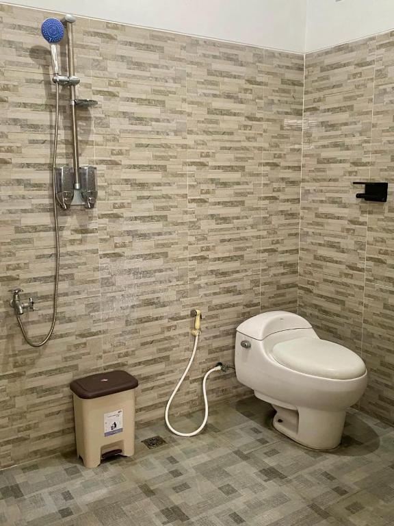 Zzz Hostel Malang的一间浴室