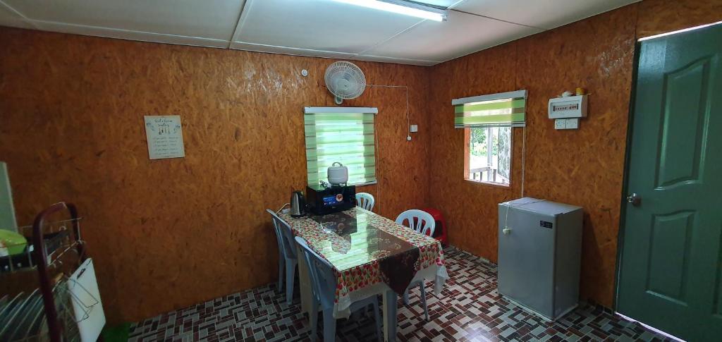 Chalet Kampong Guar, Manong平面图