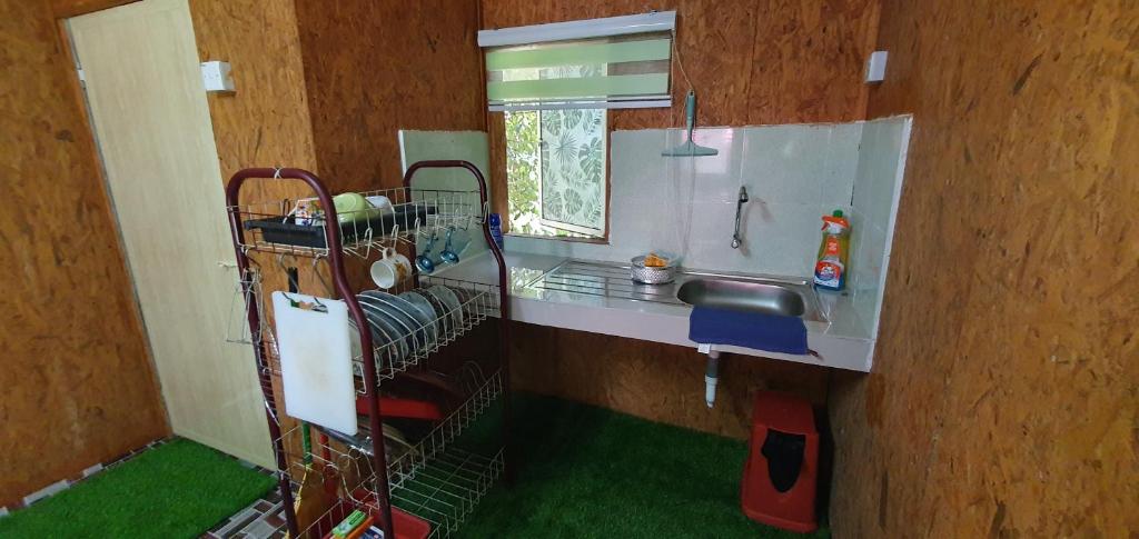 Chalet Kampong Guar, Manong的厨房或小厨房