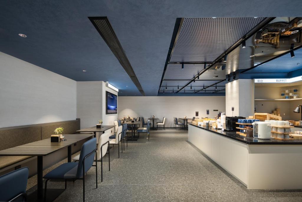 苏州观前街察院场地铁站轻居酒店餐厅或其他用餐的地方