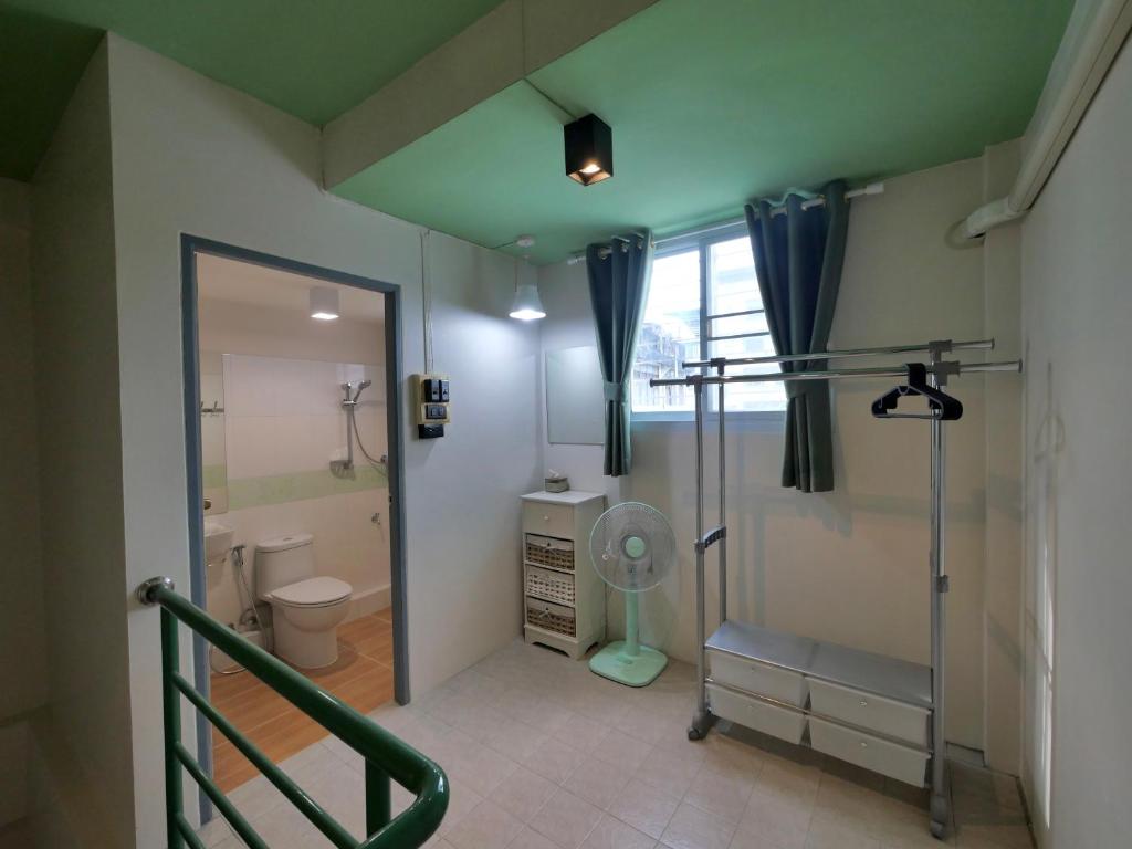 財家 Chai House NEAR Lee Garden,Private parking的一间浴室