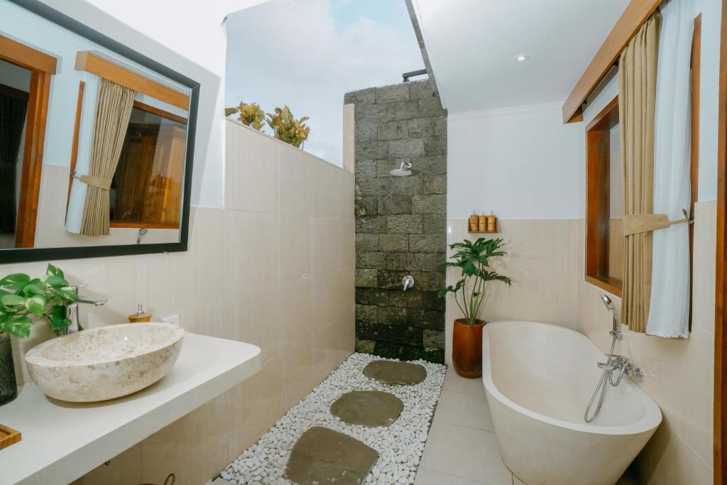 Uma Jala Villa Ubud的一间浴室