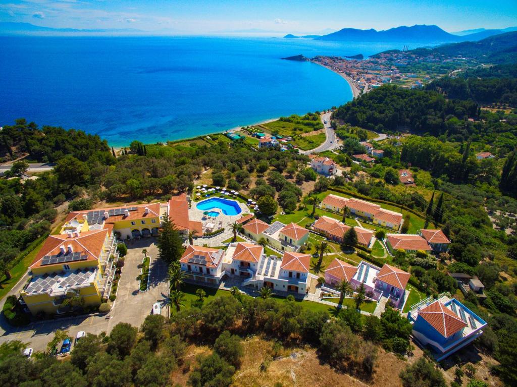 库卡里阿里昂酒店的海洋旁度假胜地的空中景致