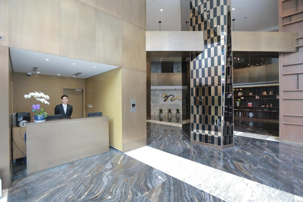 上海金桥钻石碧云苑服务公寓大厅或接待区
