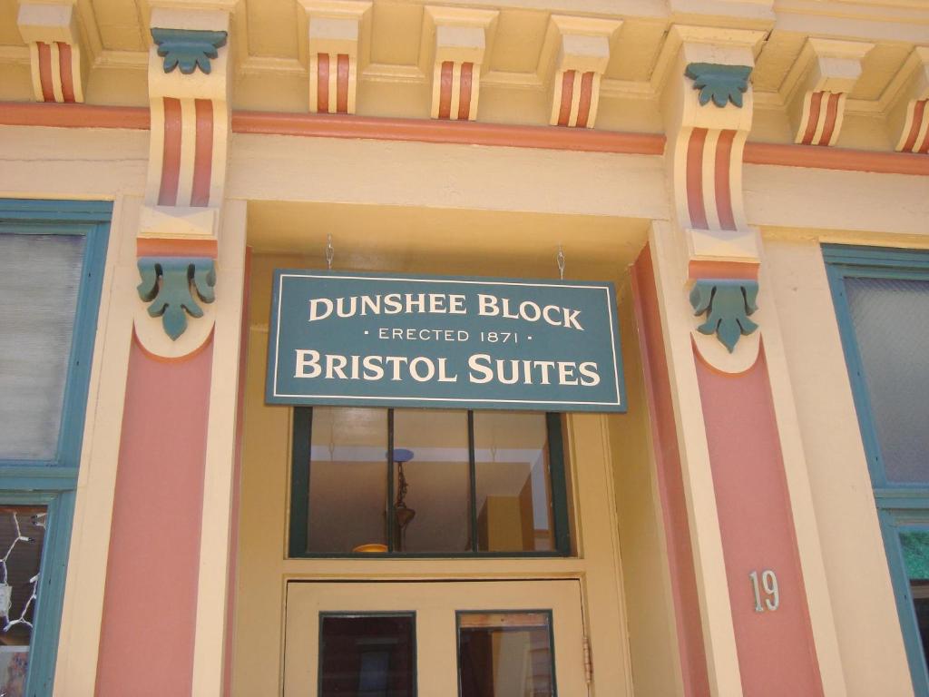 BristolBristol Suites的相册照片