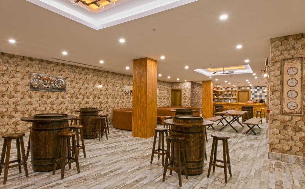 亚洲海滩度假村 ＆ Spa酒店餐厅或其他用餐的地方