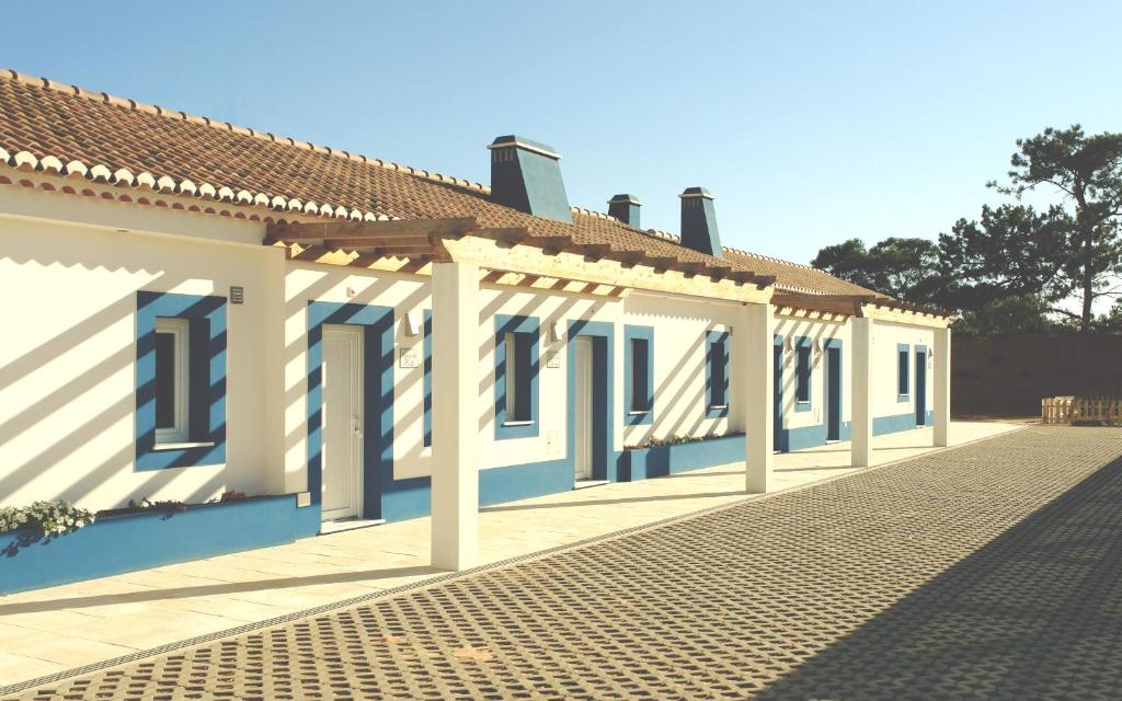 赞布热拉-杜马尔Casas Novas da Fataca的蓝白的 ⁇ 染