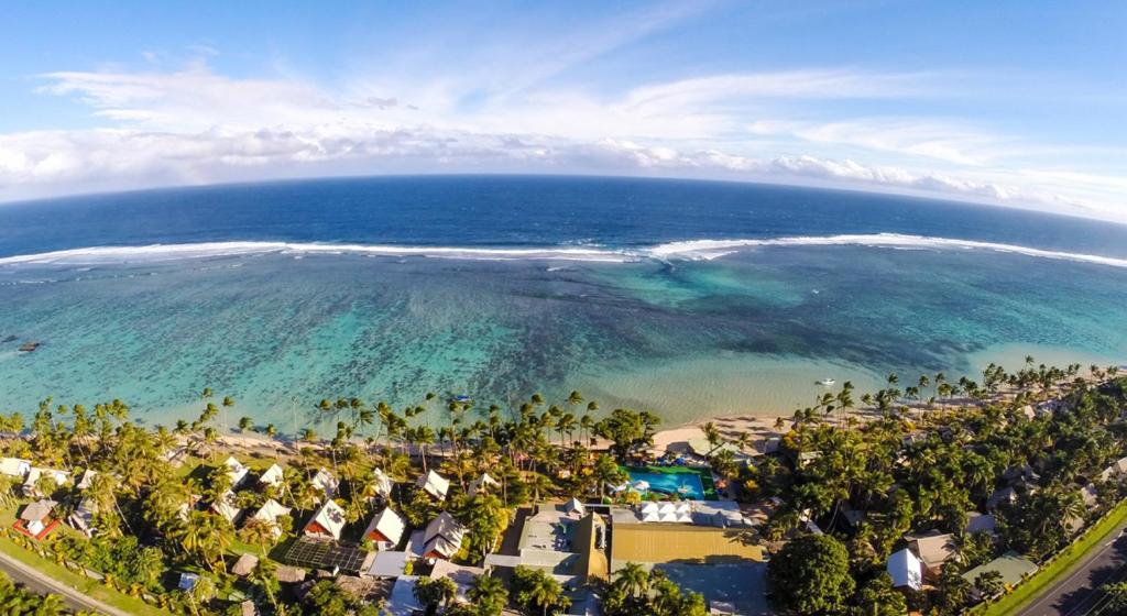 Tangangge斐济世外桃源度假酒店及Spa的享有海滩和海洋的空中景致