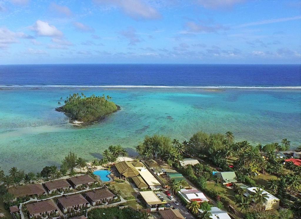拉罗汤加诺特勒斯度假酒店的海洋度假胜地的空中景观
