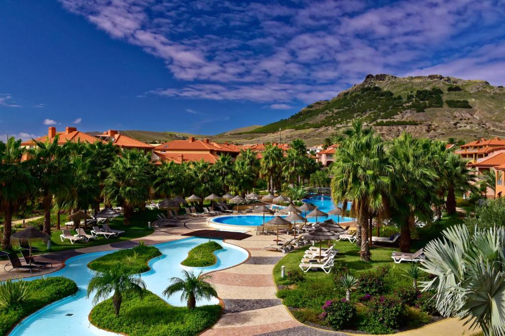 Pestana Porto Santo Beach Resort & SPA内部或周边的泳池