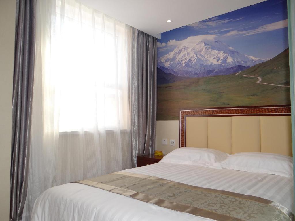 张家口卡布风情酒店 立即预订