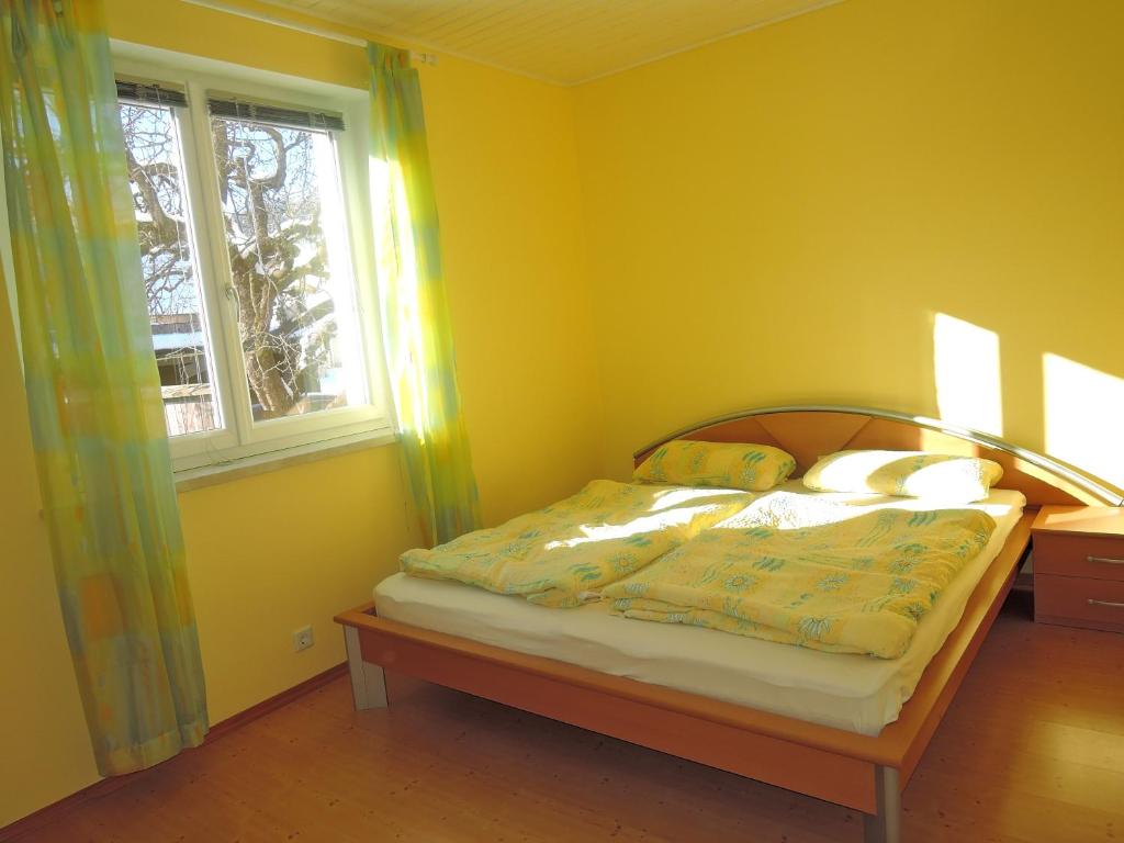 Stadtnahe Landwohnung客房内的一张或多张床位