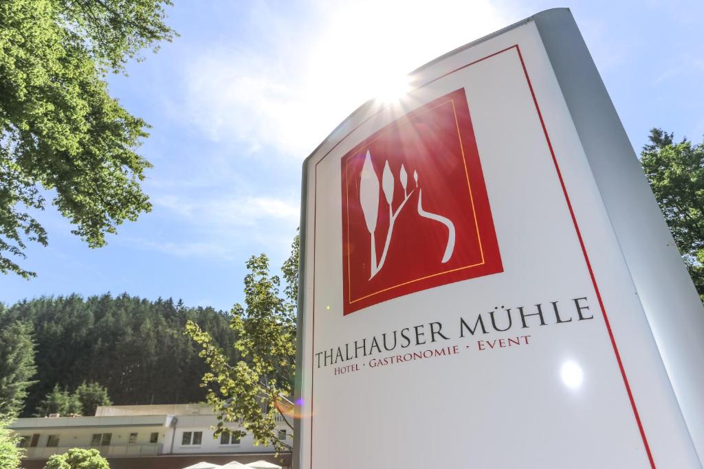 ThalhausenThalhauser Mühle Hotel-Restaurant的费城磨坊摩尔建筑标志