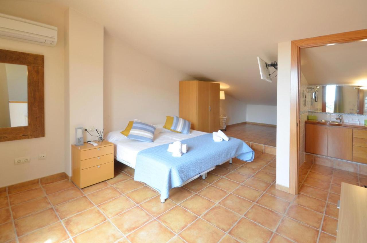 Begur Apartment Sleeps 6 with Pool Air Con and WiFi预订_Begur ...