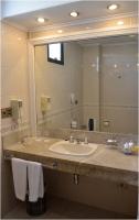 Nobile Suites Excelsior Asuncion的一间浴室