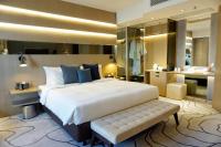 The Harbourview - Chinese YMCA of Hong Kong客房内的一张或多张床位