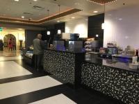 德洛瑟柯斯瑟柯斯里诺酒店餐厅或其他用餐的地方