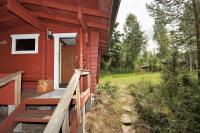哈提图维特山林小屋外面的花园