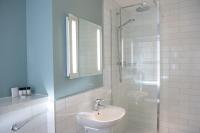 Balloch House by Innkeeper's Collection的一间浴室