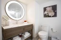 ARC HOTEL Washington DC, Georgetown的一间浴室