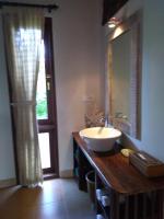 Ubud Lestari Bungalows的一间浴室