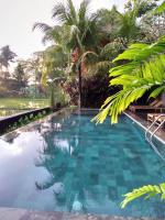 Ubud Lestari Bungalows内部或周边的泳池
