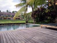 Ubud Lestari Bungalows内部或周边的泳池