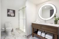 ARC HOTEL Washington DC, Georgetown的一间浴室