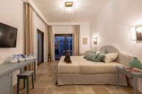 Romantic Relais Sorrento的电视和&#47;或娱乐中心