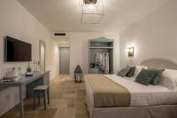 Romantic Relais Sorrento的电视和&#47;或娱乐中心