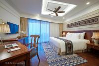 Silk Path Grand Sapa Resort & Spa客房内的一张或多张床位