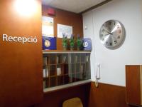 Hostal BESTPRICE Barcelona Stadium大厅或接待区