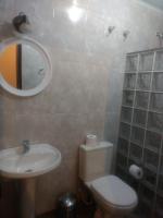 Cumbipar King Hotel的一间浴室