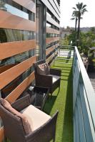 Urban House Siurot 33的休息区