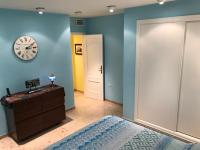 Amazing Condo in Alicante City Center客房内的一张或多张床位