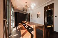 Khunluang Hostel的休息区