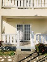Rosewood Apartment Hotel的门面或入口