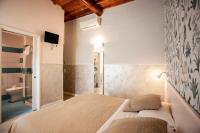 Hotel Bencidormi客房内的一张或多张床位