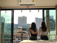 Khoksametchun Hostel的阳台或露台