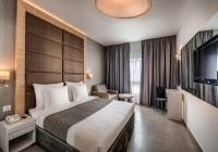 Hotel Astral Nirvana Club- Half Board客房内的一张或多张床位