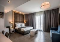 Hotel Astral Nirvana Club- Half Board客房内的一张或多张床位
